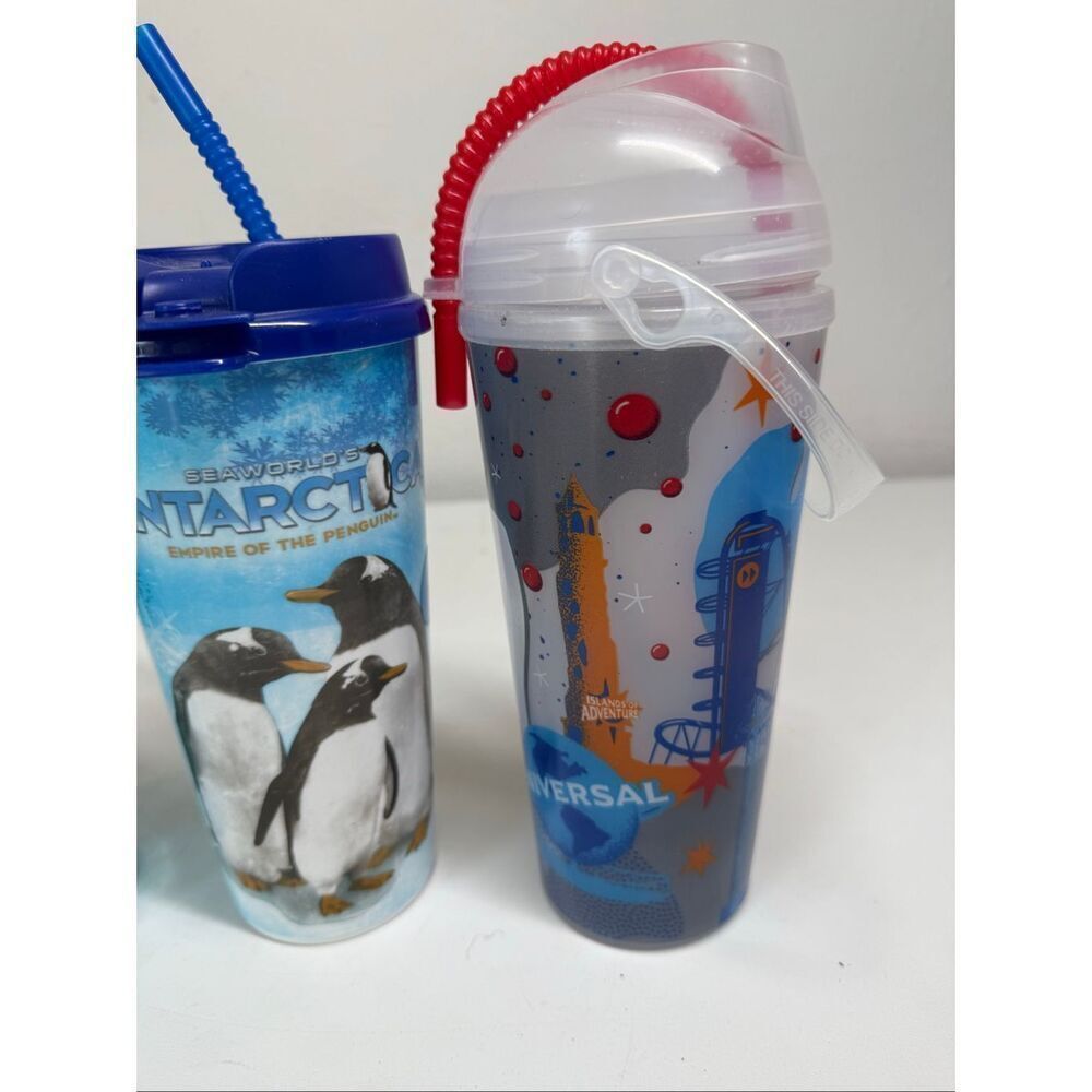 Set of 4 SeaWord, Universal Studios, Aquatica Tumblers Straw Lids See descriptio - Picture 5 of 8